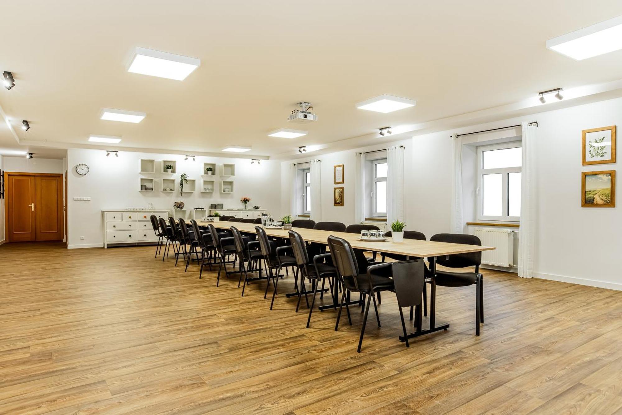 Hotel Panska Бехинє Екстер'єр фото
