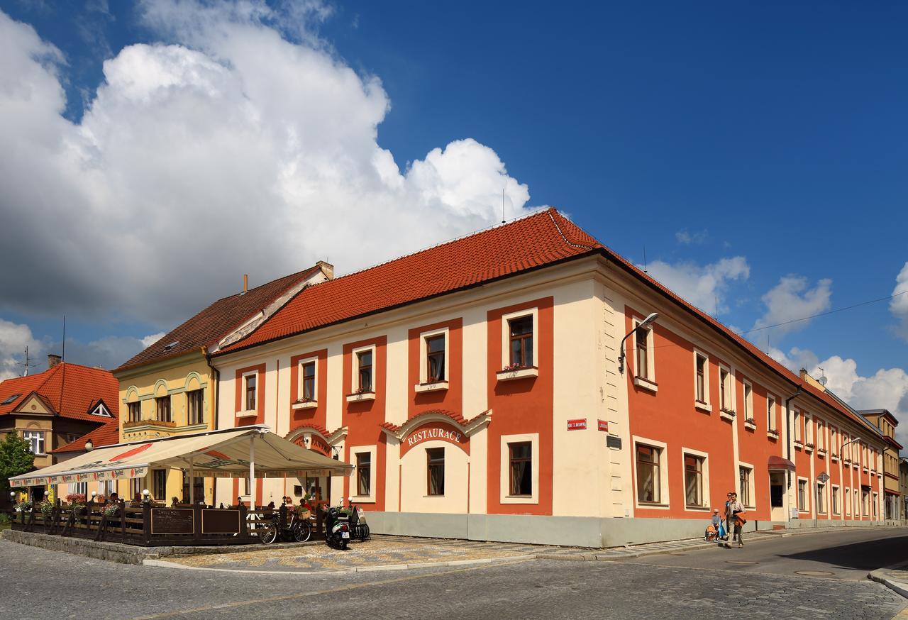 Hotel Panska Бехинє Екстер'єр фото