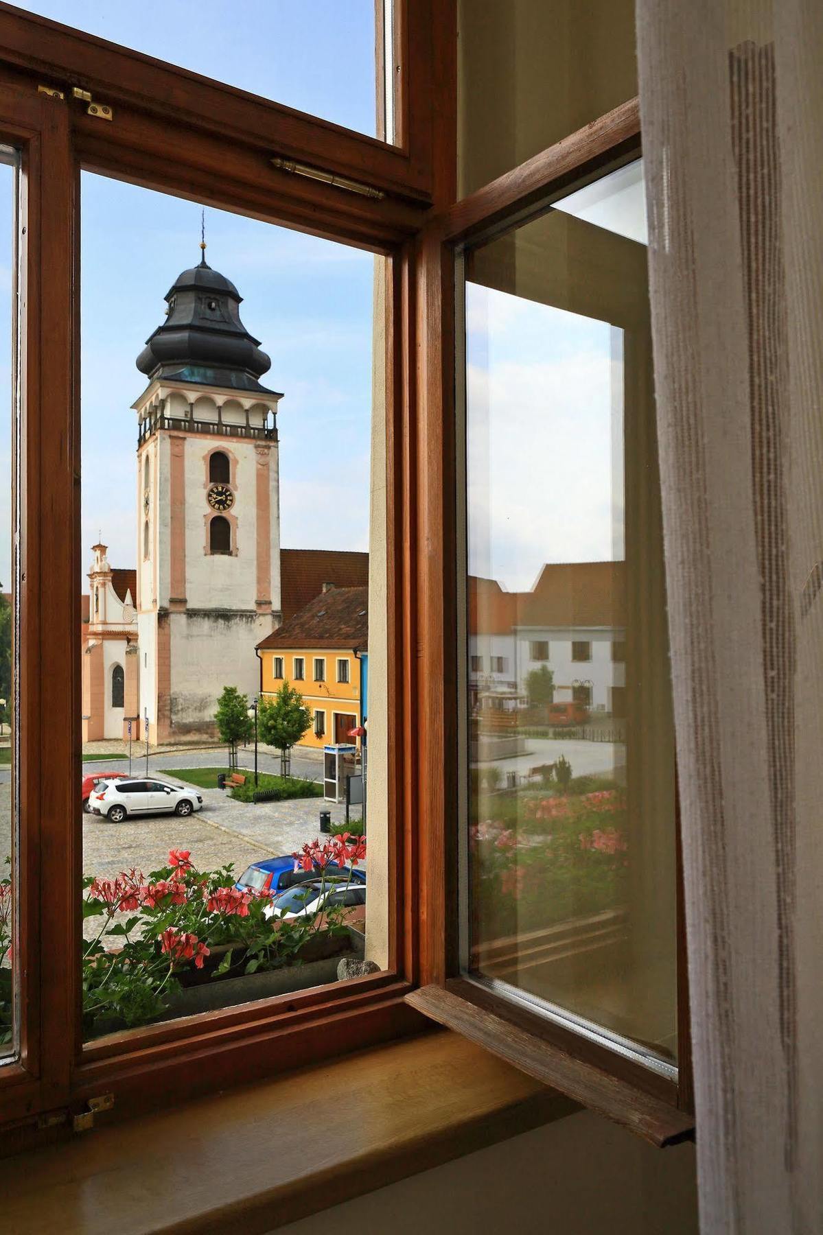 Hotel Panska Бехинє Екстер'єр фото